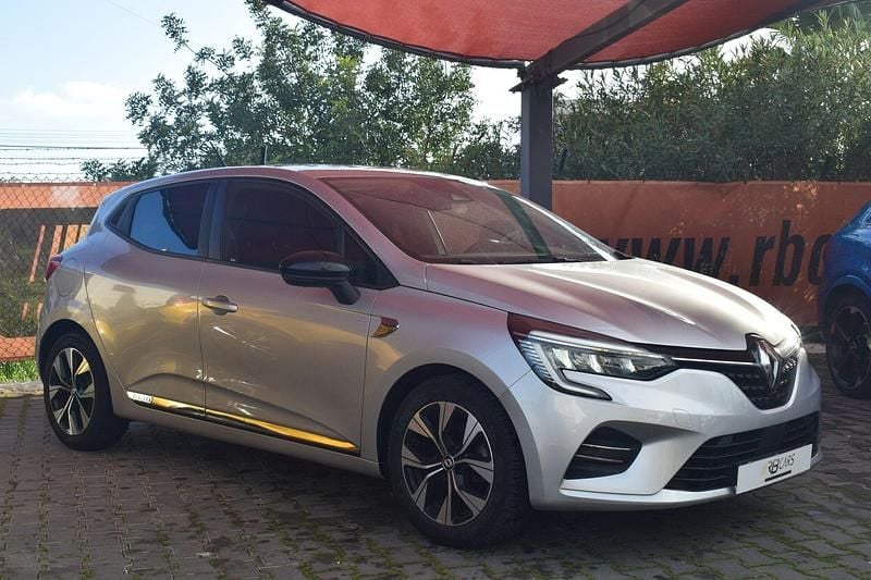 Cinza Usado 2022 Renault Clio V LIMITED | € 14.850 (Preço justo) - Imagem 1/4