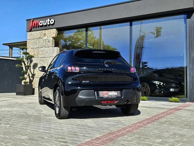 Usado Peugeot 208 Active 101 HP (74 kW) 2022 Preto Citadino