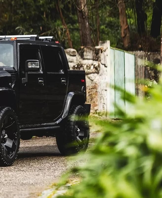 Usado Hummer H2 313 HP (230 kW) 2008 Preto SUV