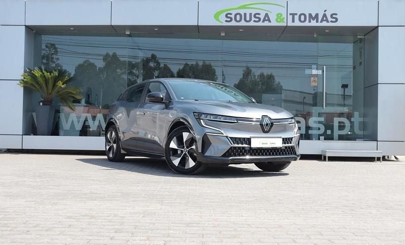 Cinzento Usado 2023 Renault Mégane | € 25.490 (Super Preço) - Imagem 1/4