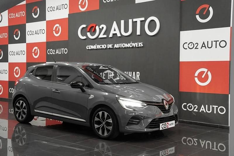 Cinzento Usado 2022 Renault Clio V | € 15.900 (Preço justo) - Imagem 1/4