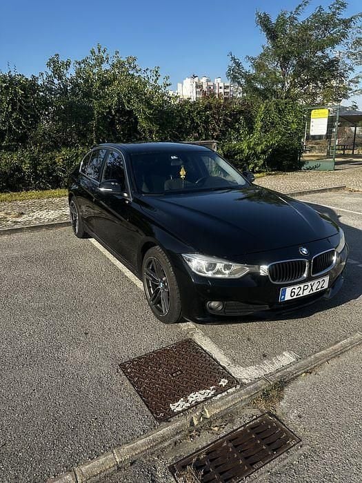Usado 2013 BMW 318 Sedan | € 9.490 (Bom preço) - Imagem 1/4