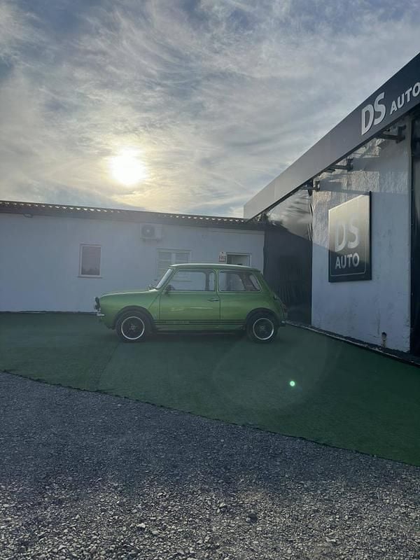 Usado Austin Mini 60 HP (44 kW) 1971 Verde