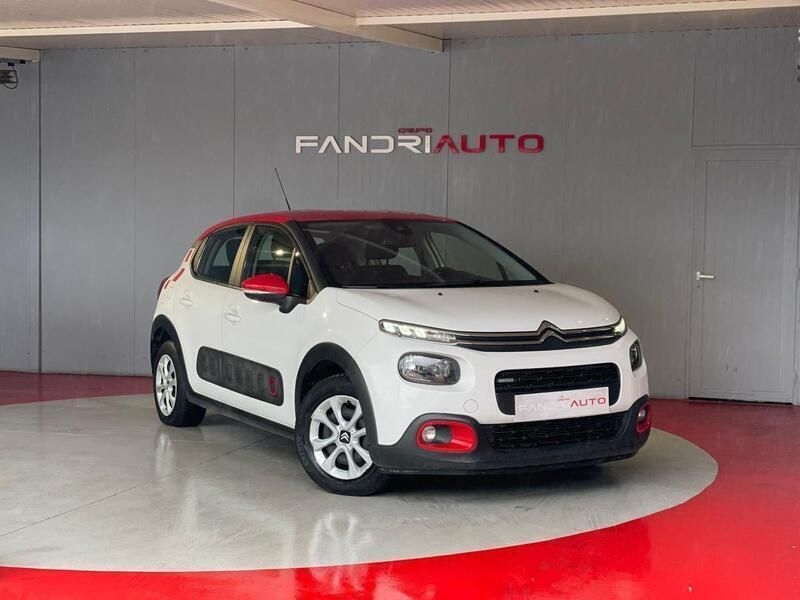 Branco Usado 2018 Citroën C3 PureTech Citadino | € 11.990 (Caro) - Imagem 1/4