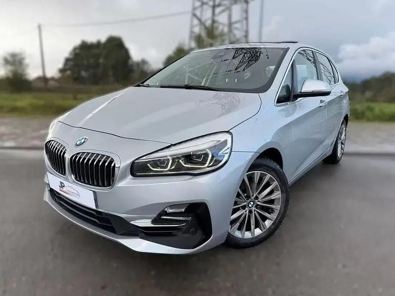 Cinza prata Usado 2018 BMW 218 Active Tourer Luxury Line Monovolume | € 14.000 - Imagem 1/4