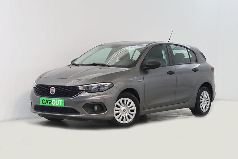 Cinzento Usado 2019 Fiat Tipo | € 10.750 (Preço justo) - Imagem 1/4