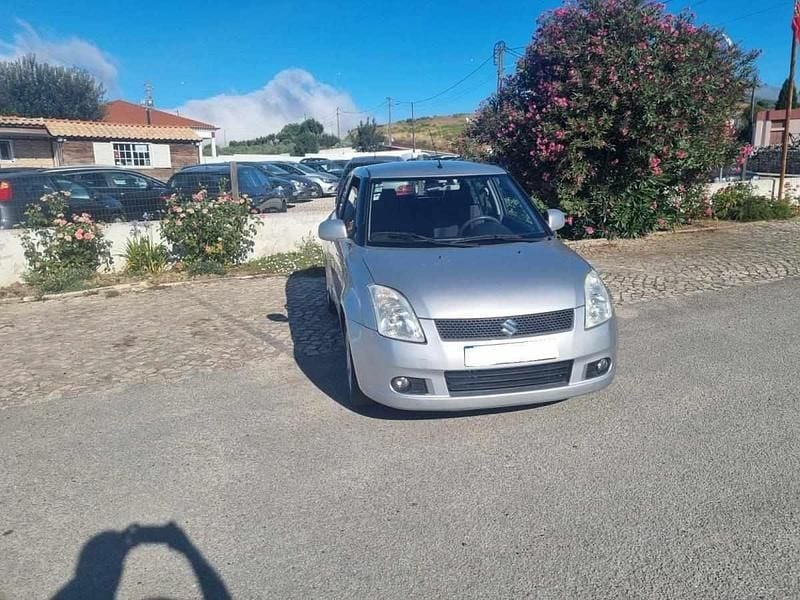 Usado Suzuki Swift 75 HP (55 kW) 2007 Cinzento Citadino