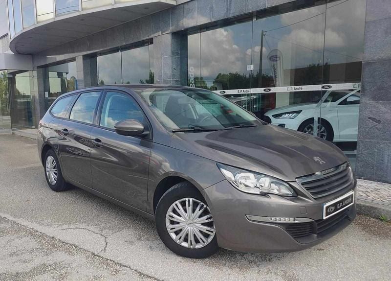 Cinzento Usado 2015 Peugeot 308 Carrinha | € 9.000 (Preço justo) - Imagem 1/4
