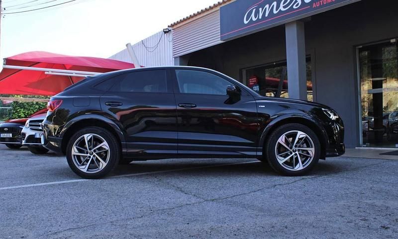 Usado Audi Q3 245 HP (180 kW) 2023 Preto SUV
