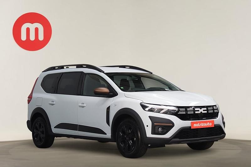 Branco Usado 2024 Dacia Jogger Extreme Monovolume | € 21.499 (Preço justo) - Imagem 1/4