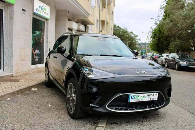 Cinza Usado 2023 Smart #1 Edition #1 SUV | € 29.000 (Preço justo) - Imagem 1/4