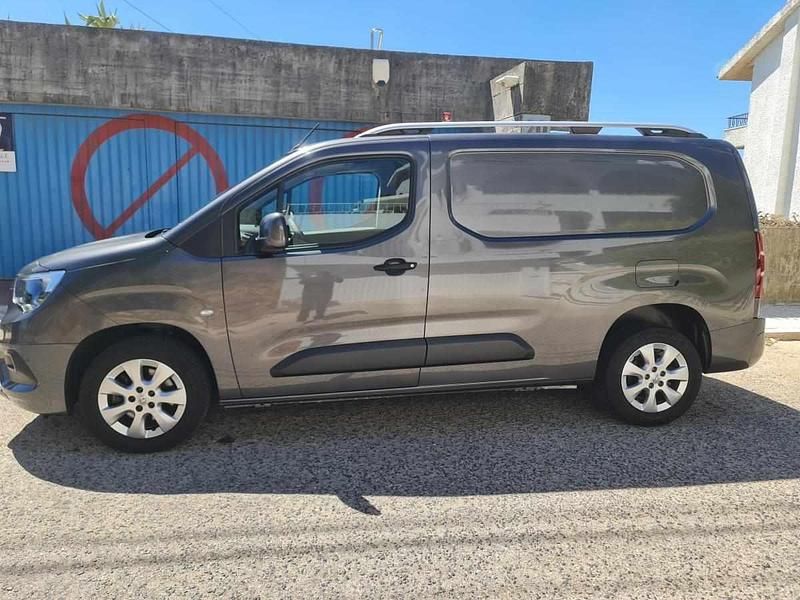 Usado Opel Combo 102 HP (75 kW) 2020 Cinzento Carrinha
