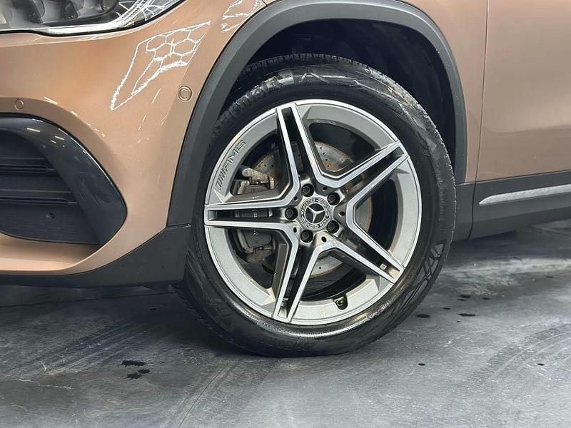 Usado Mercedes GLA250 AMG line 218 HP (160 kW) 2022 Castanho SUV