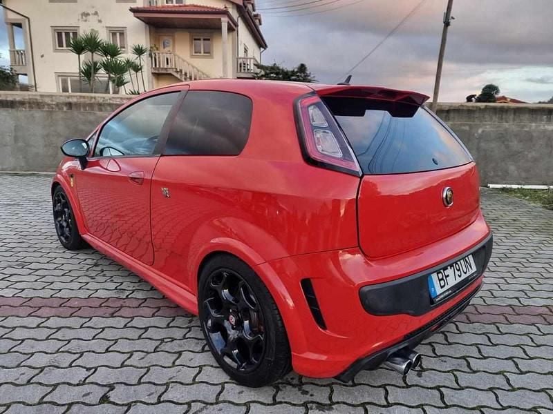 Usado Abarth Punto 163 HP (119 kW) 2011 Vermelho Citadino