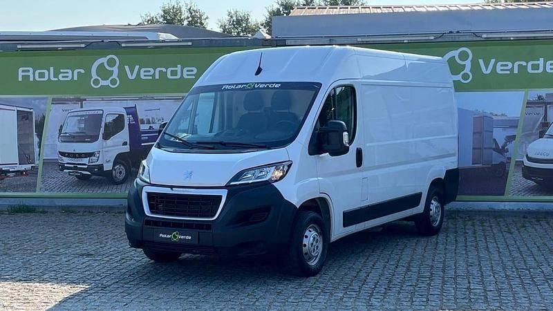 Branco Usado 2022 Peugeot Boxer Van | € 22.500 (Bom preço) - Imagem 1/4