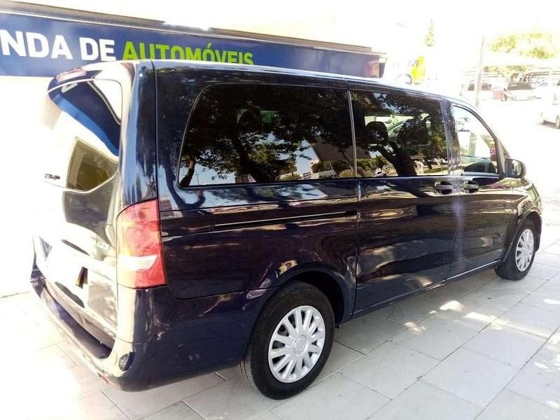 Usado Mercedes Vito 163 HP (119 kW) 2019 Azul Van