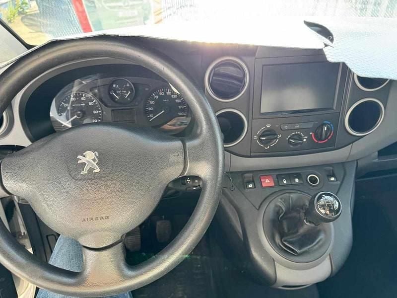 Usado Peugeot Partner 99 HP (72 kW) 2017 Branco Monovolume