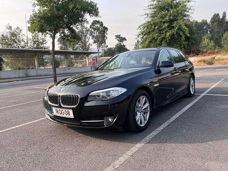 Usado 2011 BMW 520 Efficient Dynamics Sedan | € 16.200 (Preço justo) - Imagem 1/4