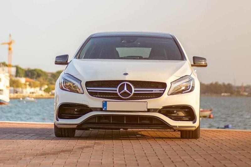 Branco Usado 2018 Mercedes A45 AMG AMG | € 31.800 - Imagem 1/4