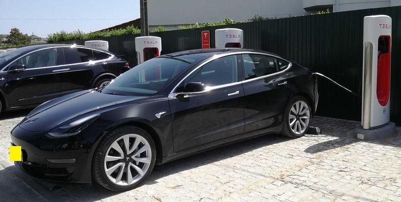 Usado Tesla Model 3 Long Range AWD 377 kW (513 HP) 2019 Preto Sedan