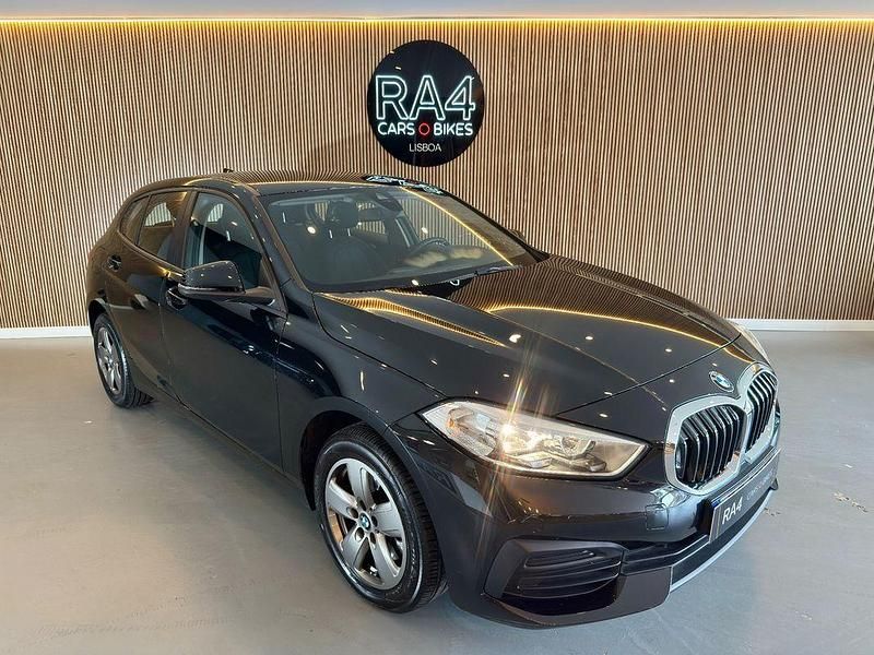 Preto Usado 2023 BMW 116 Advantage Citadino | € 24.900 - Imagem 1/4