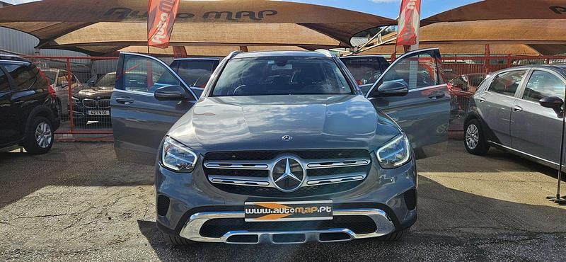Cinza Usado 2020 Mercedes GLC300 SUV | € 45.000 (Bom preço) - Imagem 1/4