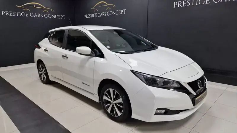 Branco Usado 2018 Nissan Leaf N-Connecta Citadino | € 17.950 - Imagem 1/4