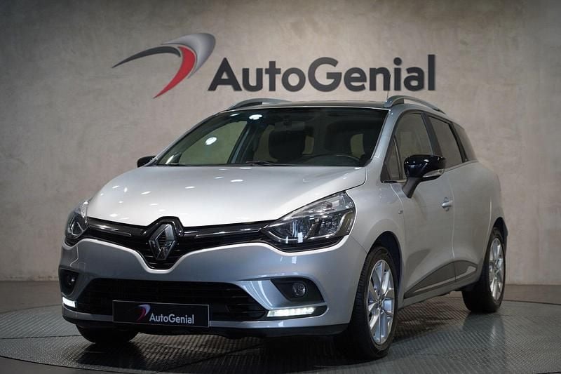 Azul Usado 2020 Renault Clio GrandTour LIMITED Carrinha | € 14.990 (Preço elevado) - Imagem 1/4