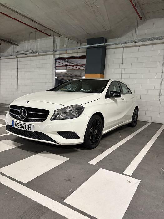 Usado 2013 Mercedes A180 Sedan | € 14.000 (Preço elevado) - Imagem 1/4