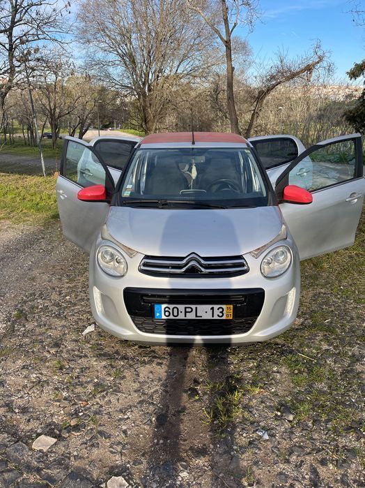 Usado 2015 Citroën C1 Shine Citadino | € 7.000 (Preço justo) - Imagem 1/4