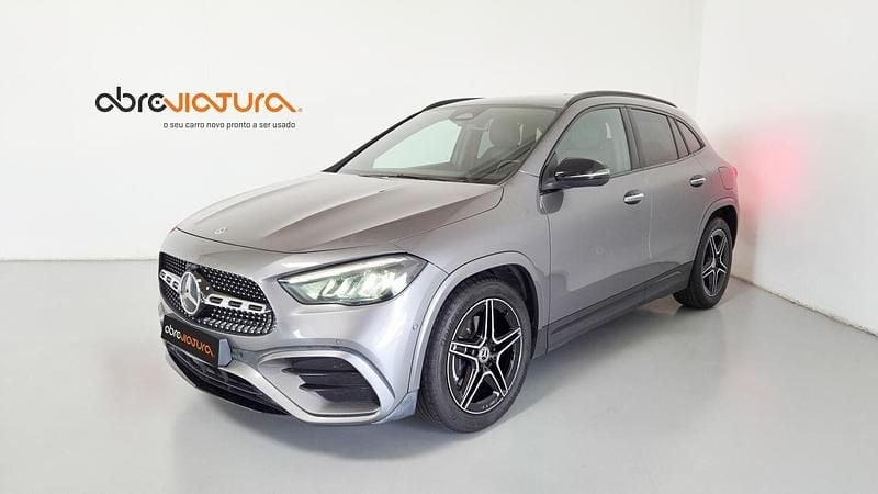 Preto Usado 2023 Mercedes GLA180 AMG line SUV | € 44.500 (Preço justo) - Imagem 1/4