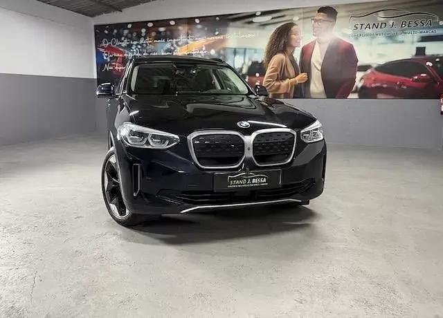 Usado BMW iX3 Impressive 210 kW (286 HP) 2021 Azul escuro SUV