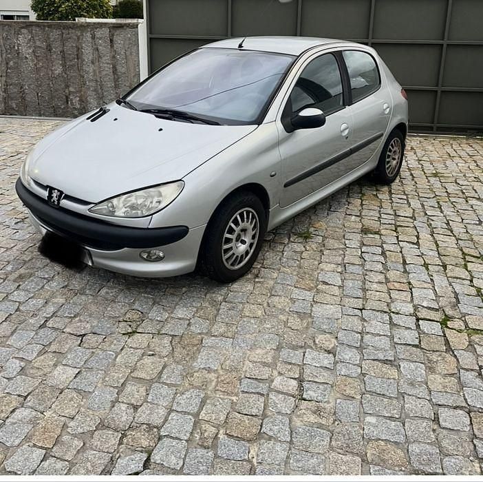 Usado 2003 Peugeot 206 Sedan | € 2.999 (Preço elevado) - Imagem 1/4