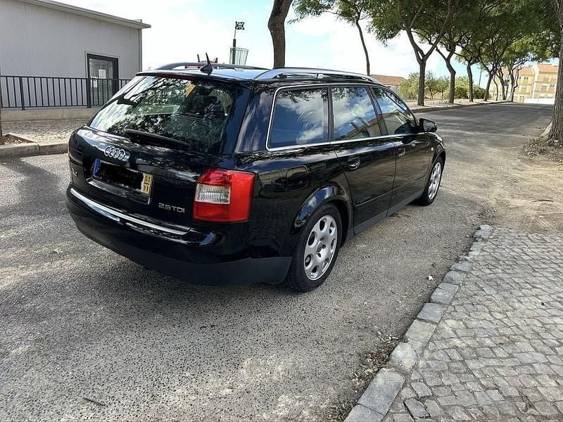 Usado 2001 Audi A4 Sedan | € 3.500 (Super Preço) - Imagem 1/4