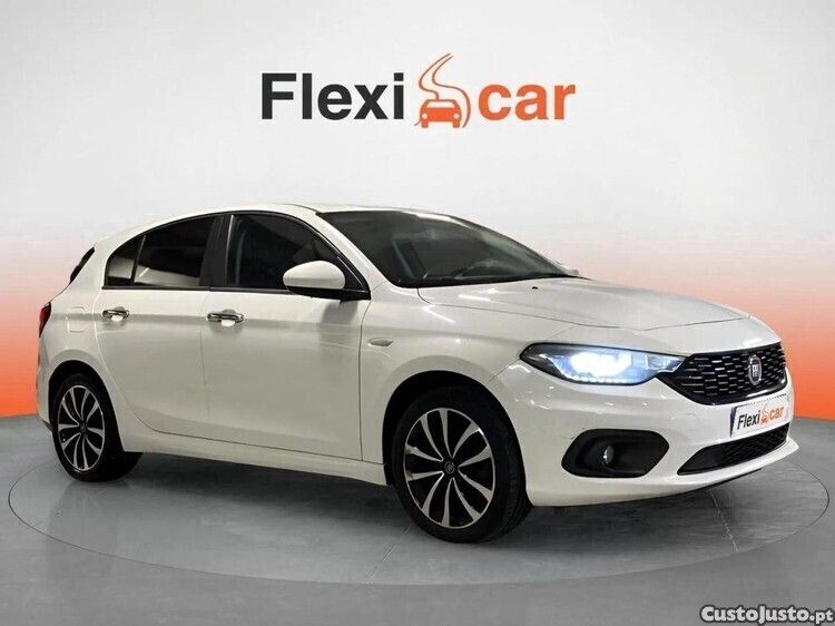 Branco Usado 2020 Fiat Tipo Lounge | € 11.210 (Preço justo) - Imagem 1/1