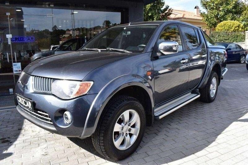 Cinza Usado 2007 Mitsubishi L200 Invite Pickup | € 19.999 (Preço justo) - Imagem 1/4