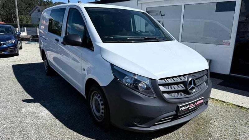 Branco Usado 2016 Mercedes Vito Van | € 16.990 (Preço justo) - Imagem 1/4