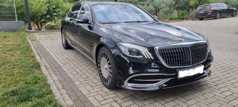Preto Usado 2018 Mercedes S560 Sedan | € 135.000 - Imagem 1/4