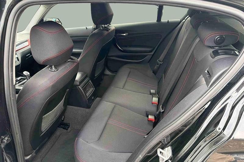 Usado BMW 116 Sport Line 116 HP (85 kW) 2018 Preto Citadino