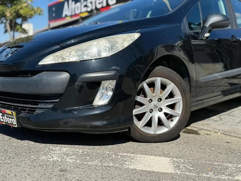 Usado Peugeot 308 92 HP (67 kW) 2010 Preto Citadino