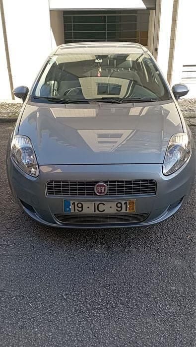 Usado Fiat Grande Punto Active 75 HP (55 kW) 2009 Citadino