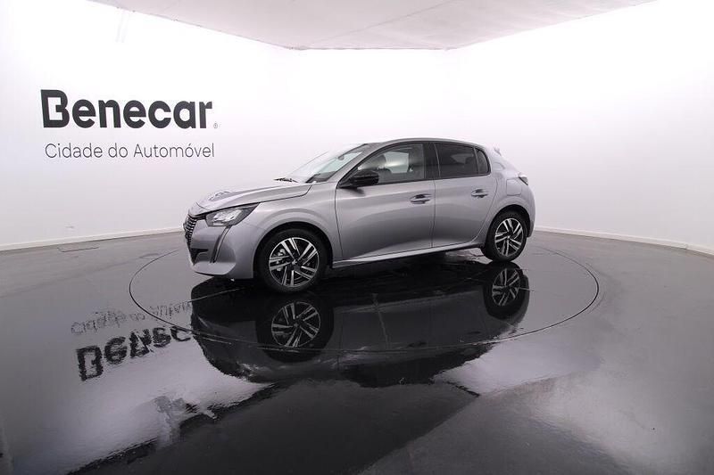 Cinzento Usado 2023 Peugeot 208 Allure Citadino | € 19.900 (Caro) - Imagem 1/4
