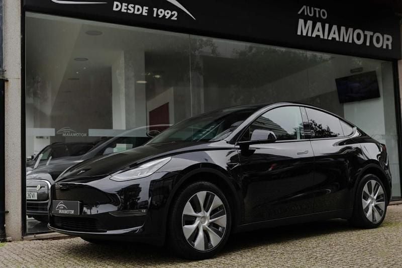 Preto Usado 2022 Tesla Model Y SUV | € 34.500 (Bom preço) - Imagem 1/1