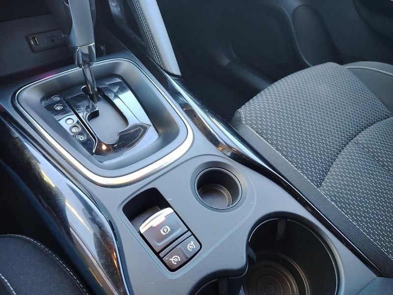 Usado Renault Kadjar Intens 140 HP (102 kW) 2022 Cinza SUV