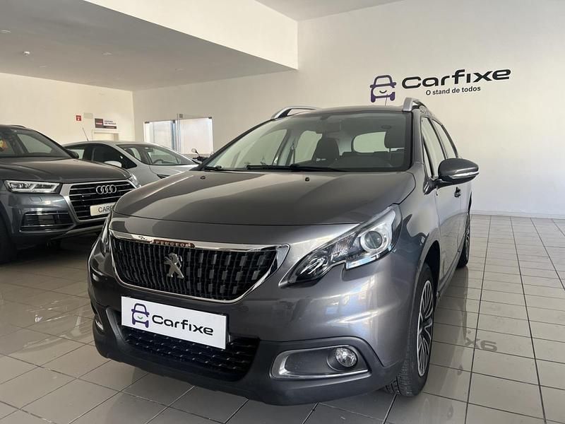 Cinza Usado 2019 Peugeot 2008 Active SUV | € 13.990 (Super Preço) - Imagem 1/4