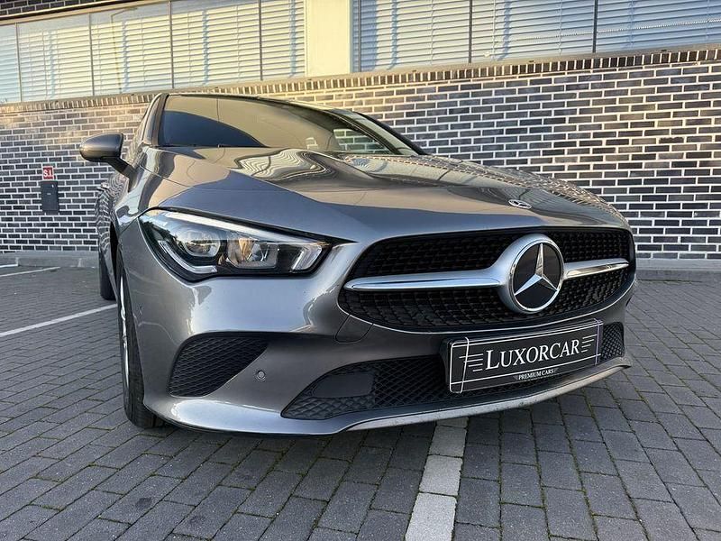 Usado Mercedes CLA180 Shooting Brake 116 HP (85 kW) 2020 Carrinha