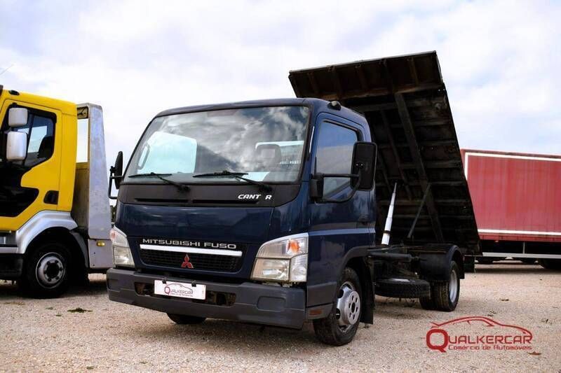 Azul Usado 2006 Mitsubishi Canter | € 15.000 (Bom preço) - Imagem 1/4