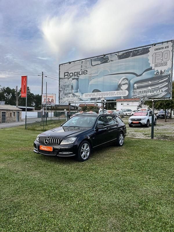 Preto Usado 2010 Mercedes C220 Elegance Carrinha | € 11.900 - Imagem 1/4