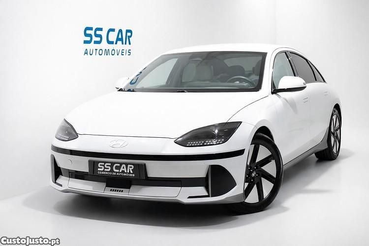 Usado Hyundai Ioniq 6 Premium 167 kW (228 HP) 2023 Branco Sedan