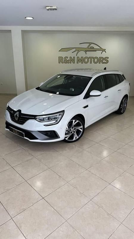 Branco Usado 2020 Renault Mégane IV | € 22.350 (Caro) - Imagem 1/4